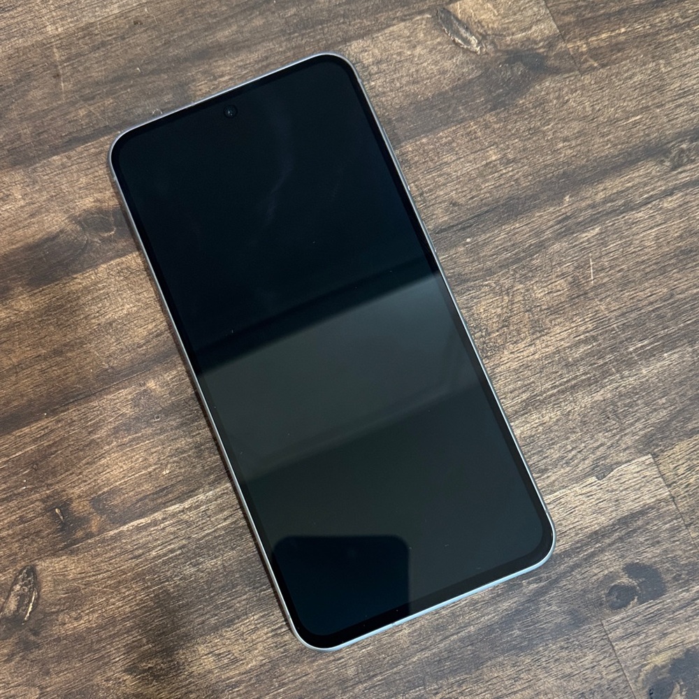 Black Samsung Smartphone